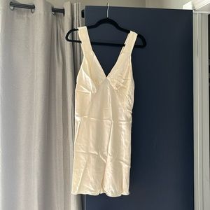 Shona Joy lounge plunge slip dress in Cream size S NWT